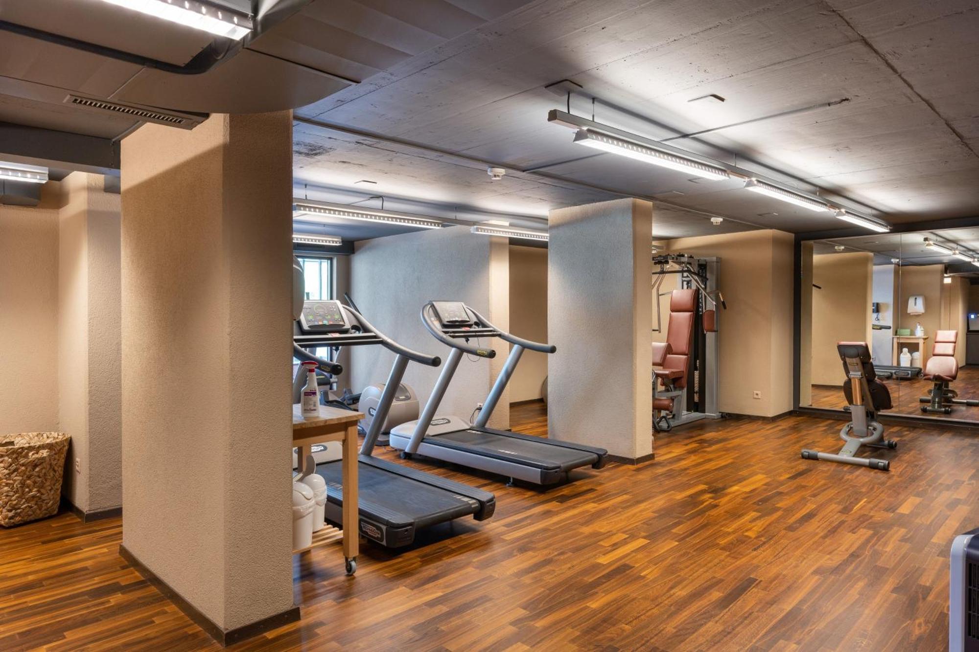 Wohnung Edelweiss Direkt In 4 Sterne Hotel Beatenberg Ngoại thất bức ảnh